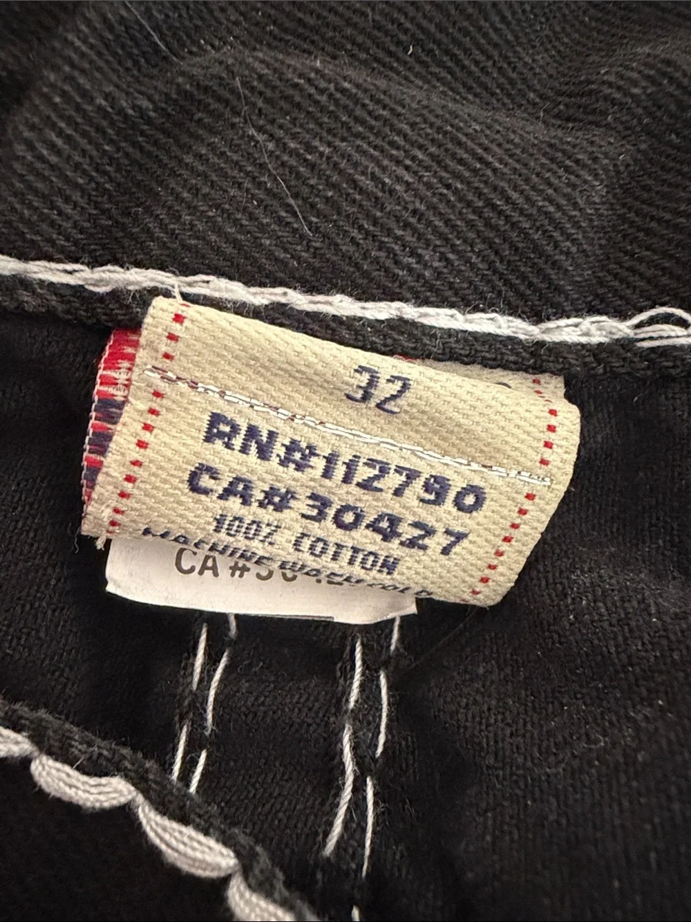True Religion Joey Super T Black Jeans with White Stitching 32 x 32 NWOT